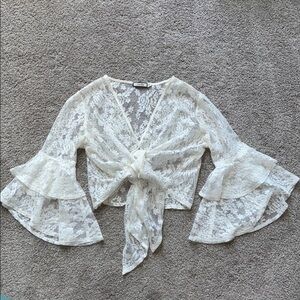 Gorgeous 2bella lace tie crop